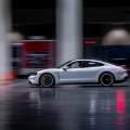 VÍDEO: El Porsche Taycan, récord de velocidad... ¡En un edificio!