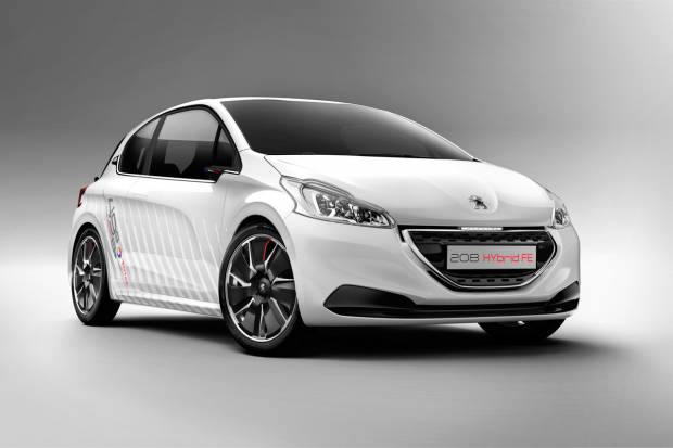 Récord del Peugeot 208 HYbrid FE: 1,9 litros a los 100 km