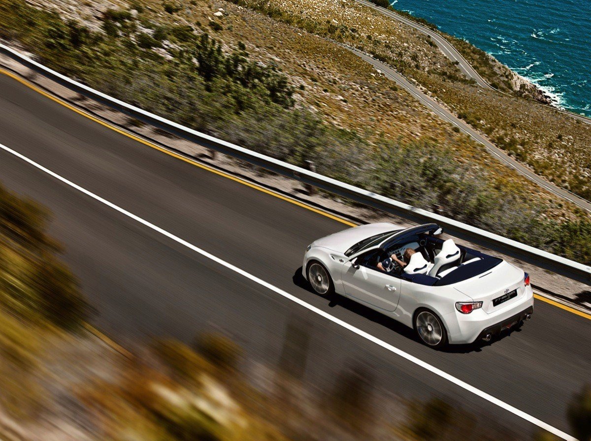 Toyota FT 86 Open, la versión Cabrio del GT 86 asoma la patita