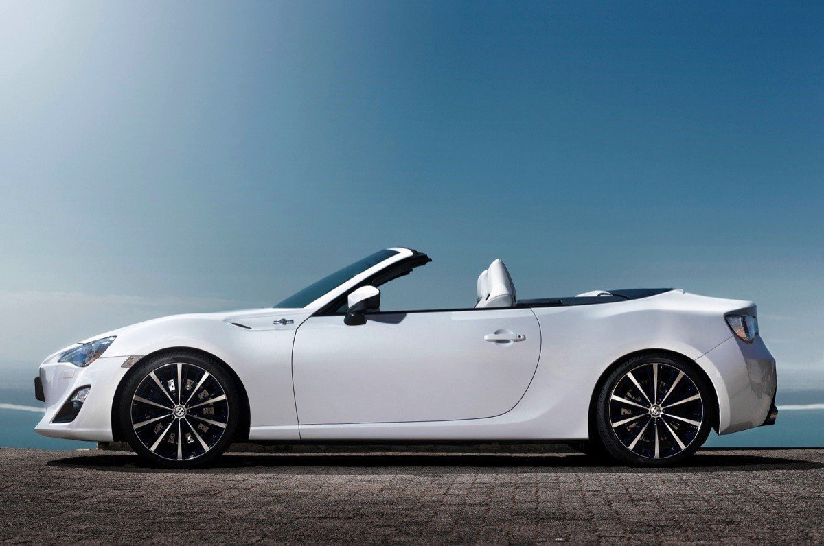 Toyota FT 86 Open, la versión Cabrio del GT 86 asoma la patita