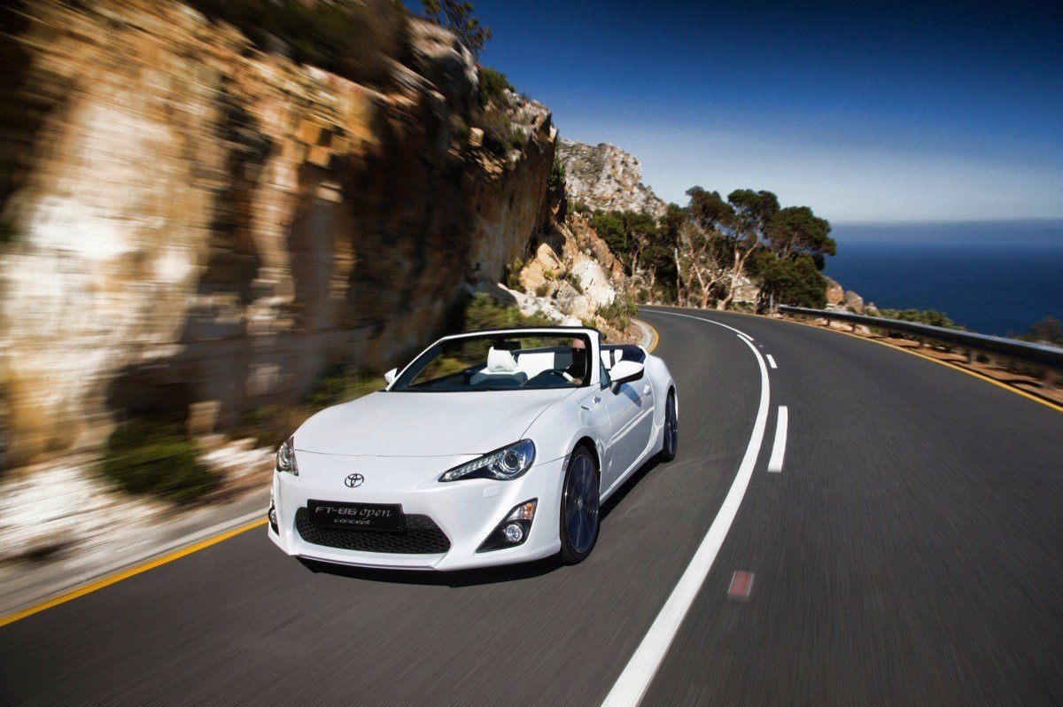Toyota FT 86 Open, la versión Cabrio del GT 86 asoma la patita