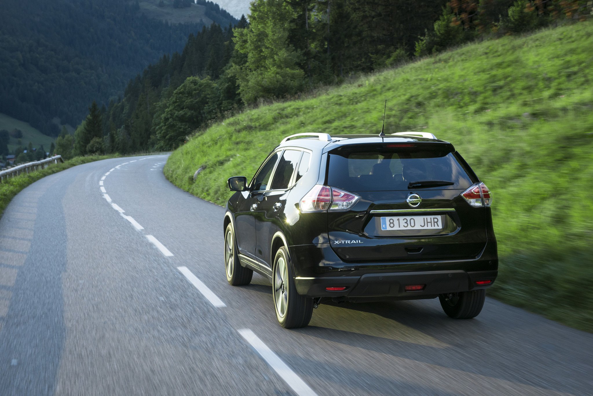Prueba Nissan X-Trail: ¿Gasolina 1.6 DIG-T o Diésel 1.6 dCi 130 CV?