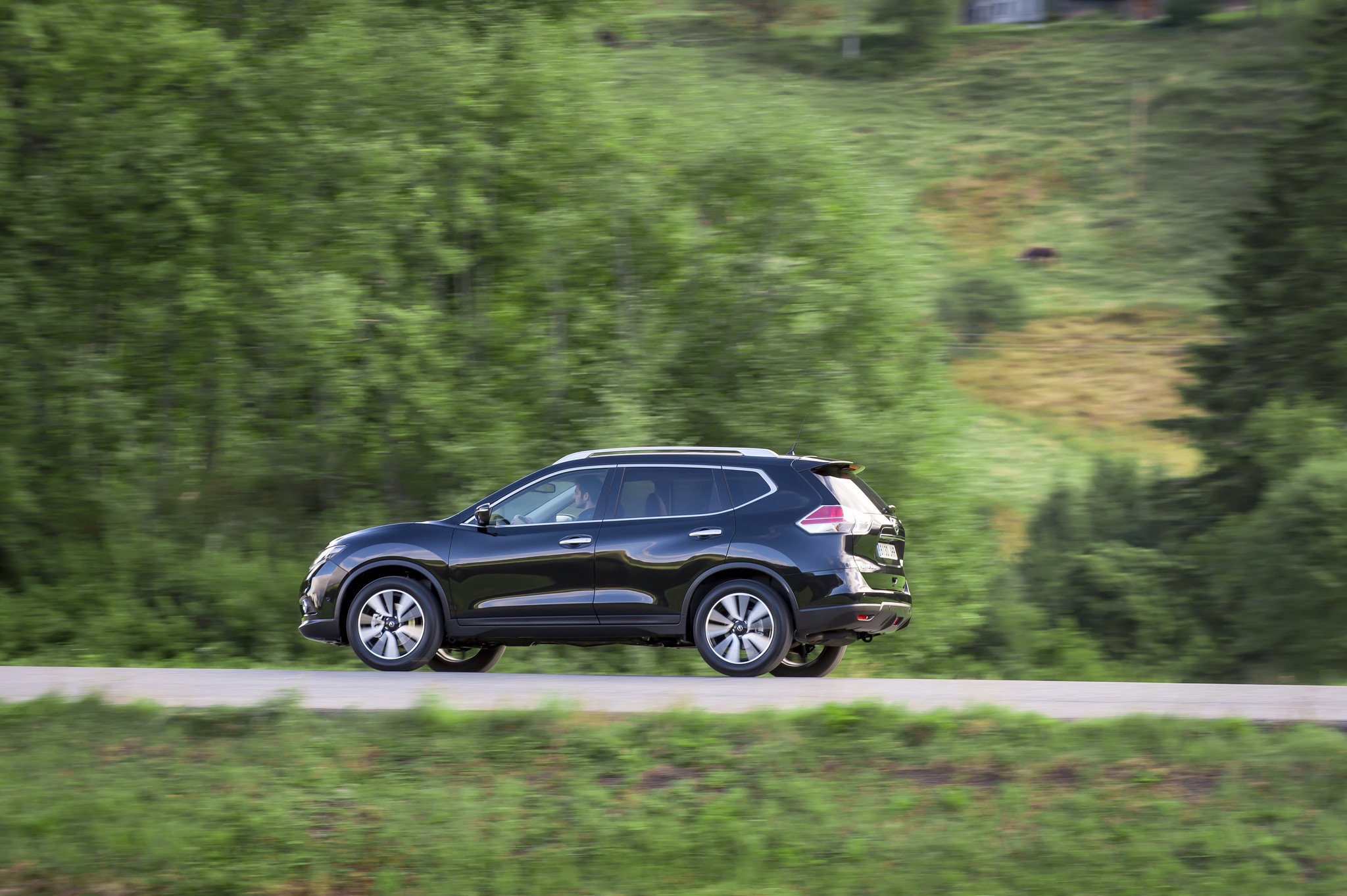 Prueba Nissan X-Trail: ¿Gasolina 1.6 DIG-T o Diésel 1.6 dCi 130 CV?