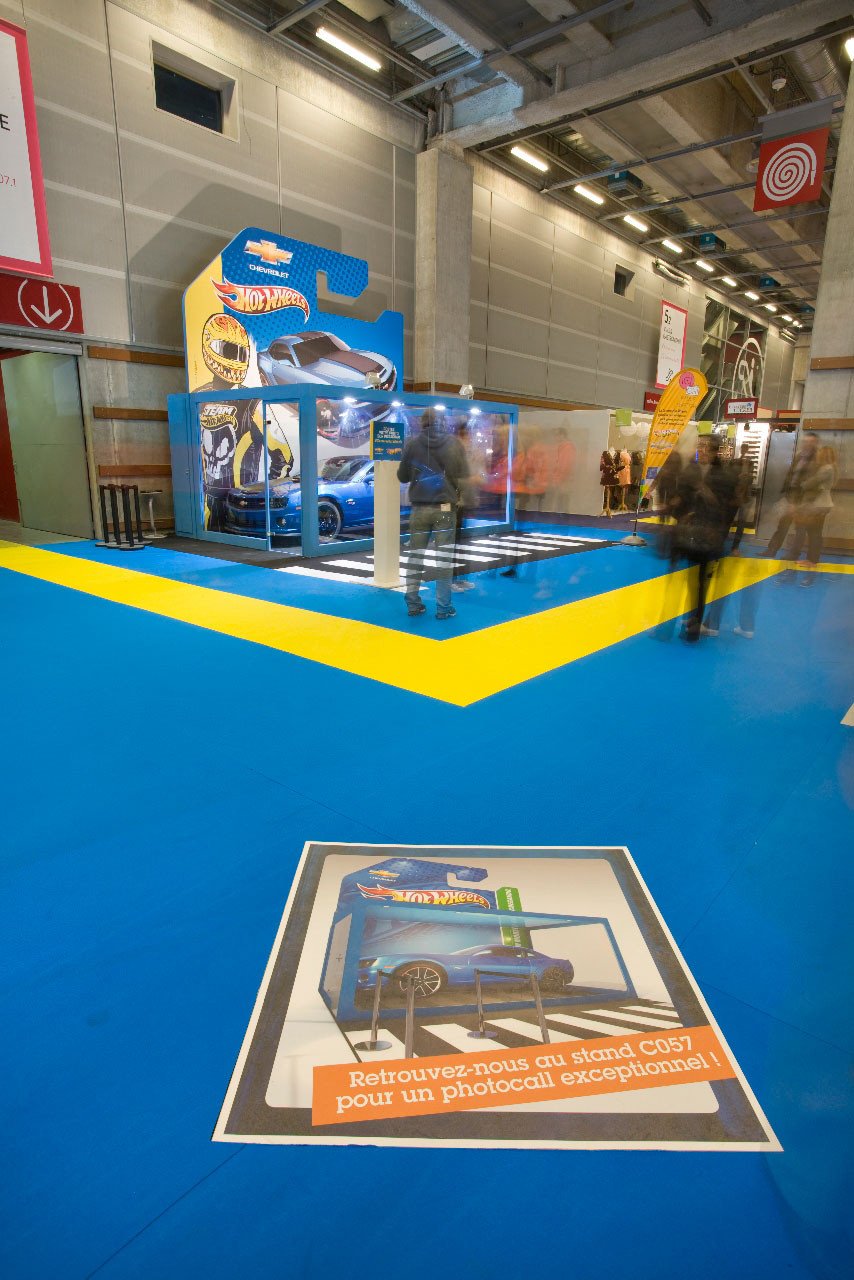 Un Chevrolet Camaro Hot Wheels a tamaño real