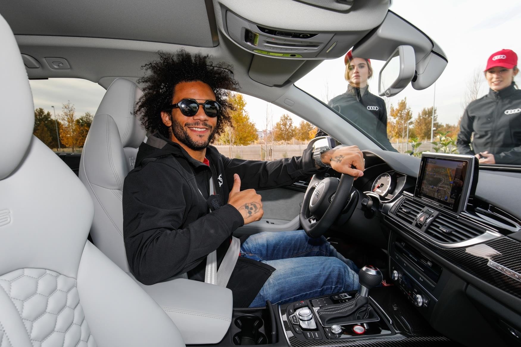 Audi entrega al Real Madrid sus nuevos coches
