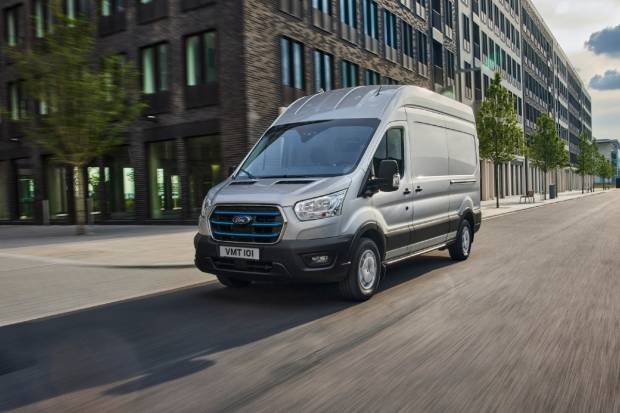 Ford E Transit: precios, motorizaciones y conectividad