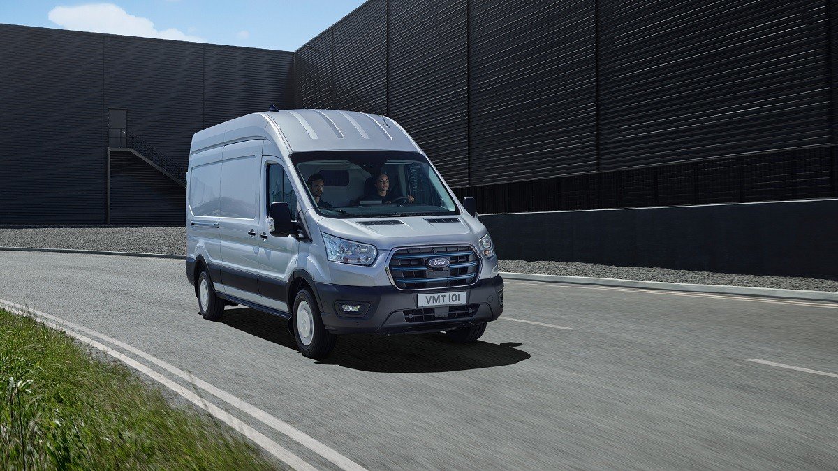 Ford E Transit: precios, motorizaciones y conectividad