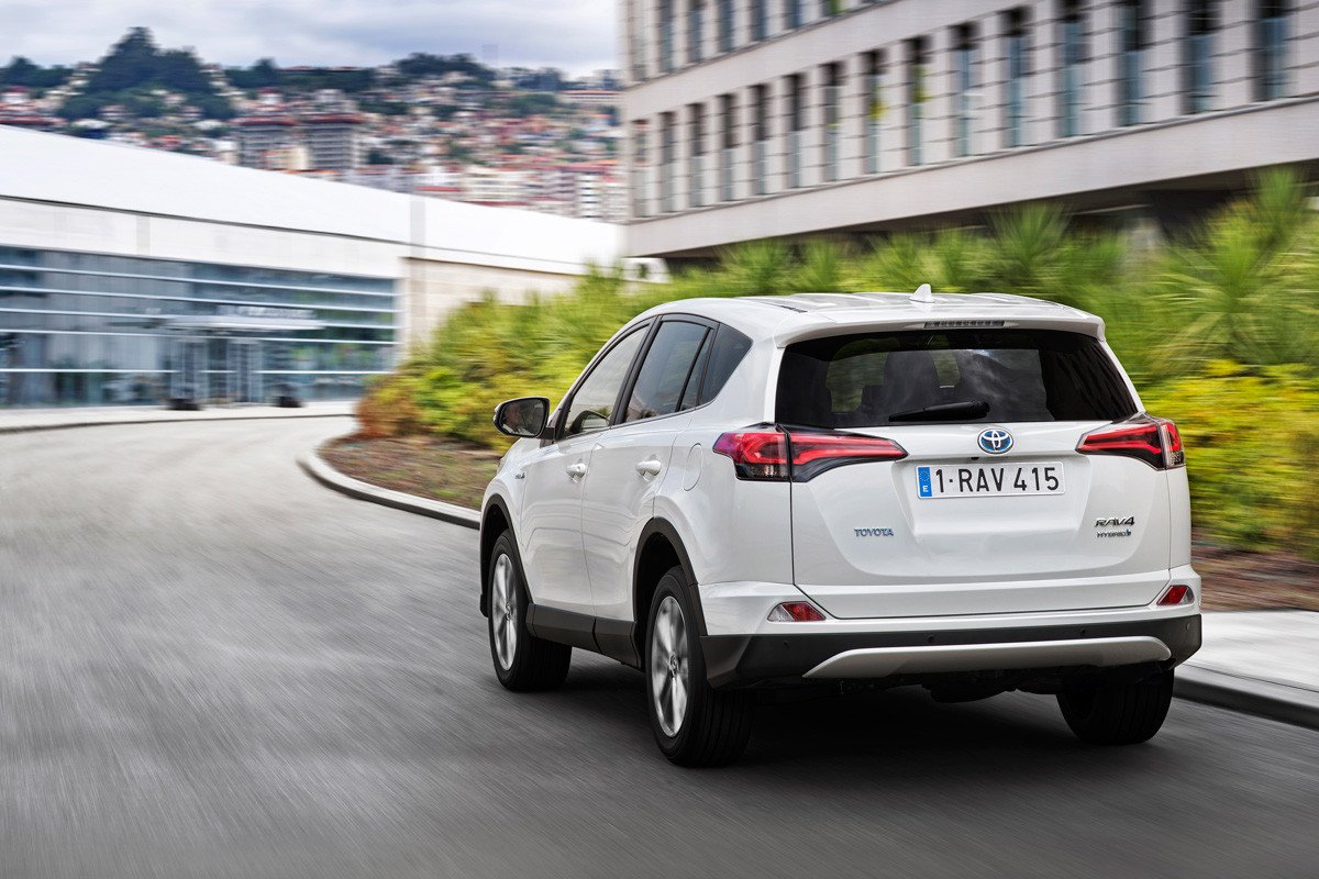 Prueba y opinión Toyota RAV4 Hybrid: desde 29.890 euros Prueba y opinión Toyota RAV4 Hybrid: desde 29.890 euros