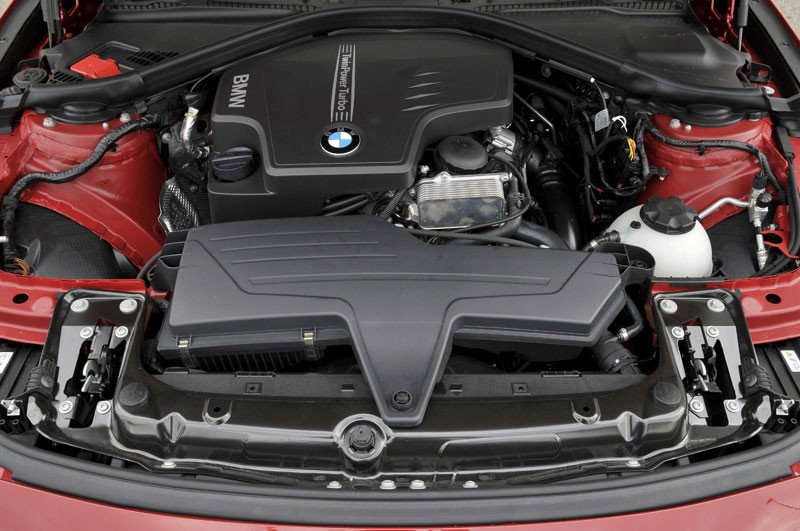 BMW Serie 3 2012: nuevas fotos y fecha de lanzamiento