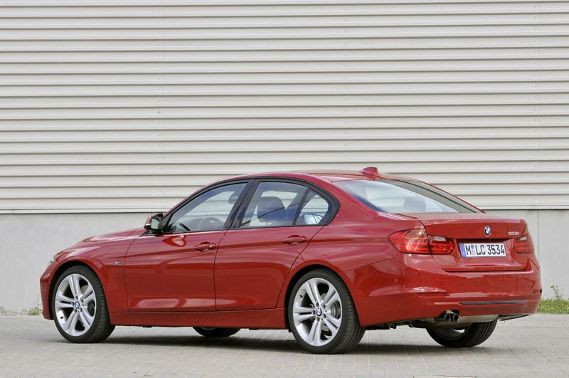BMW Serie 3 2012: nuevas fotos y fecha de lanzamiento