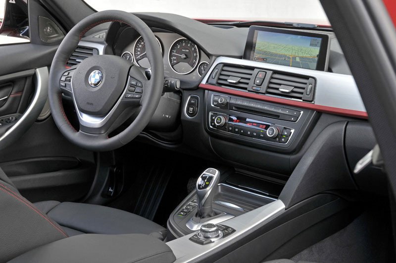 BMW Serie 3 2012: nuevas fotos y fecha de lanzamiento