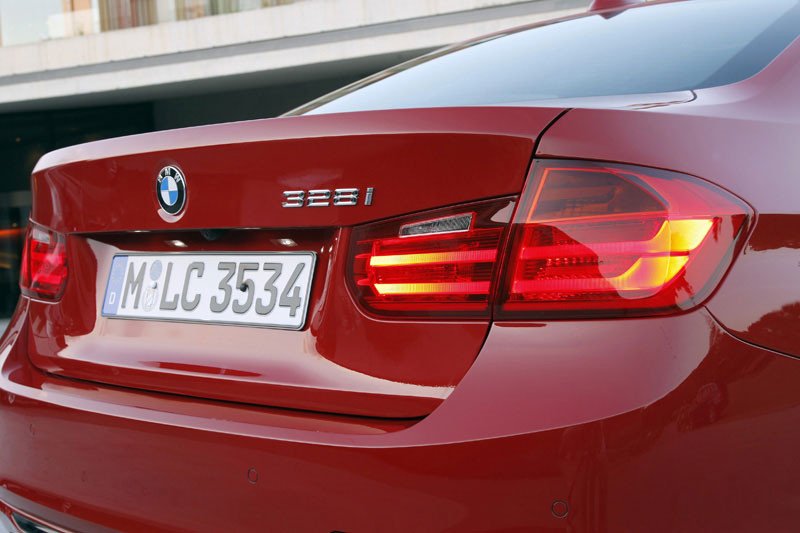 BMW Serie 3 2012: nuevas fotos y fecha de lanzamiento