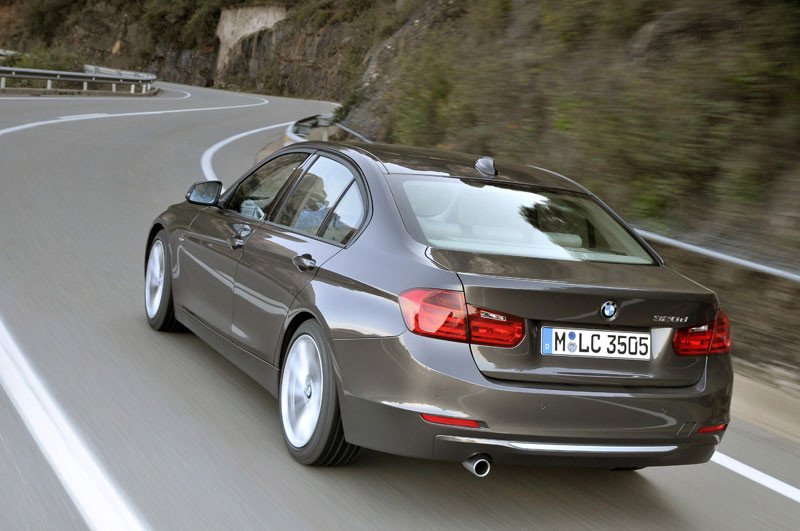 BMW Serie 3 2012: nuevas fotos y fecha de lanzamiento
