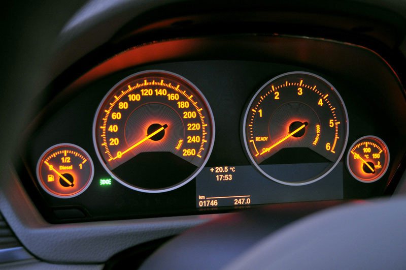 BMW Serie 3 2012: nuevas fotos y fecha de lanzamiento