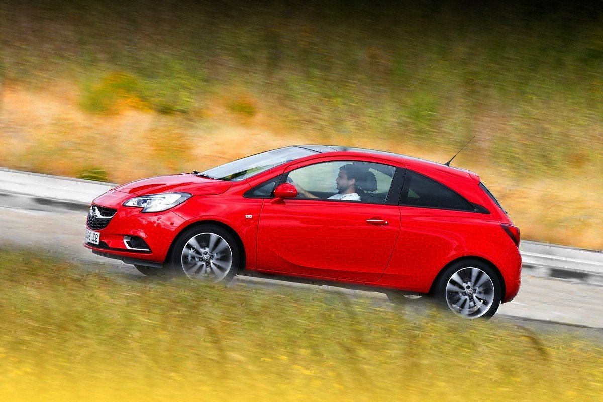 Aumentan las ventas de coches en marzo 2018