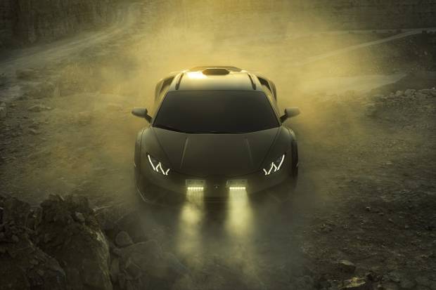 Empieza la producción del Lamborghini Huracán Sterrato: todos los detalles del deportivo