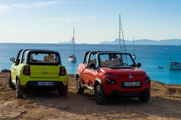 El Citroën E-Mehari es el nuevo coche oficial de Formentera