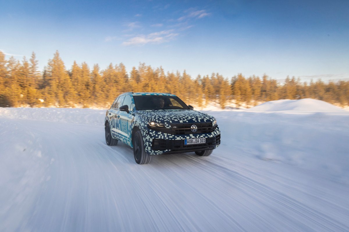 Primeras imágenes del próximo Volkswagen Touareg entre auroras boreales 