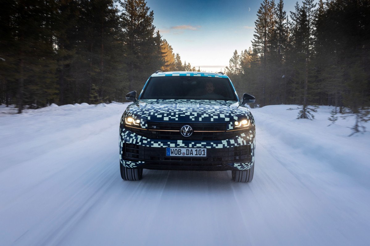 Primeras imágenes del próximo Volkswagen Touareg entre auroras boreales 