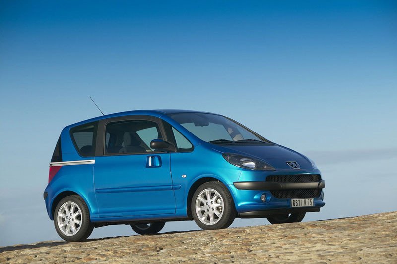 Peugeot 1007: Me ofrecen un KM0, ¿lo compro?