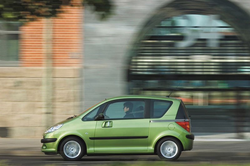 Peugeot 1007: Me ofrecen un KM0, ¿lo compro?