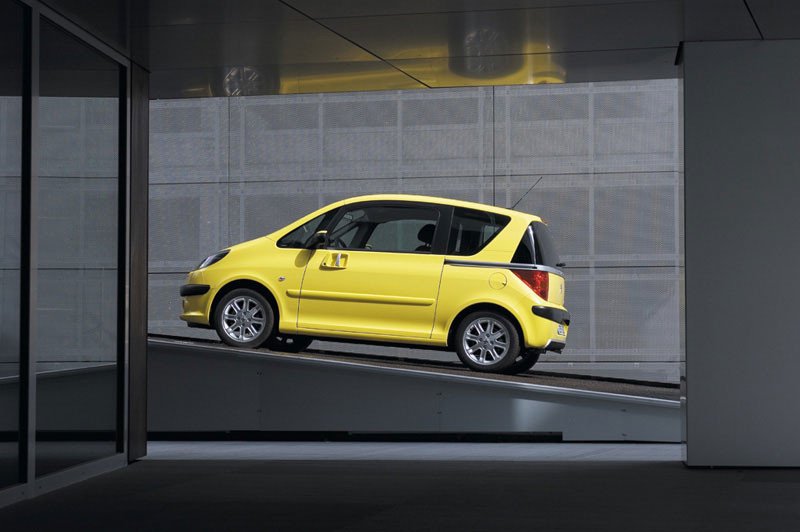 Peugeot 1007: Me ofrecen un KM0, ¿lo compro?