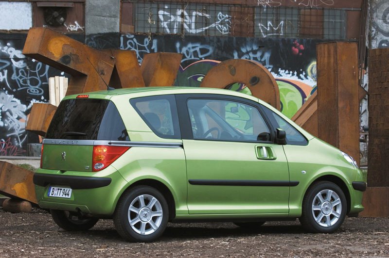 Peugeot 1007: Me ofrecen un KM0, ¿lo compro?