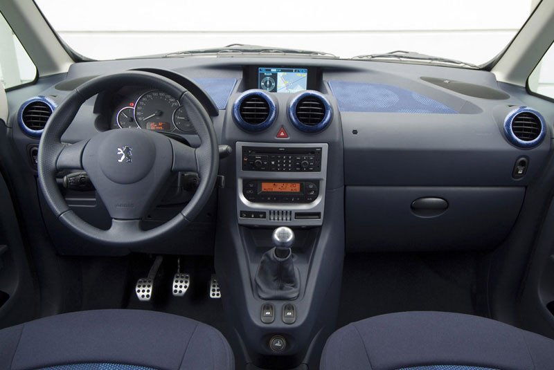 Peugeot 1007: Me ofrecen un KM0, ¿lo compro?