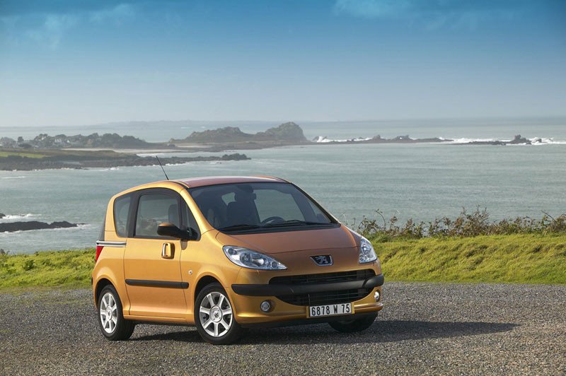 Peugeot 1007: Me ofrecen un KM0, ¿lo compro?
