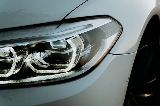 Cuándo es legal montar luces LED en tu coche