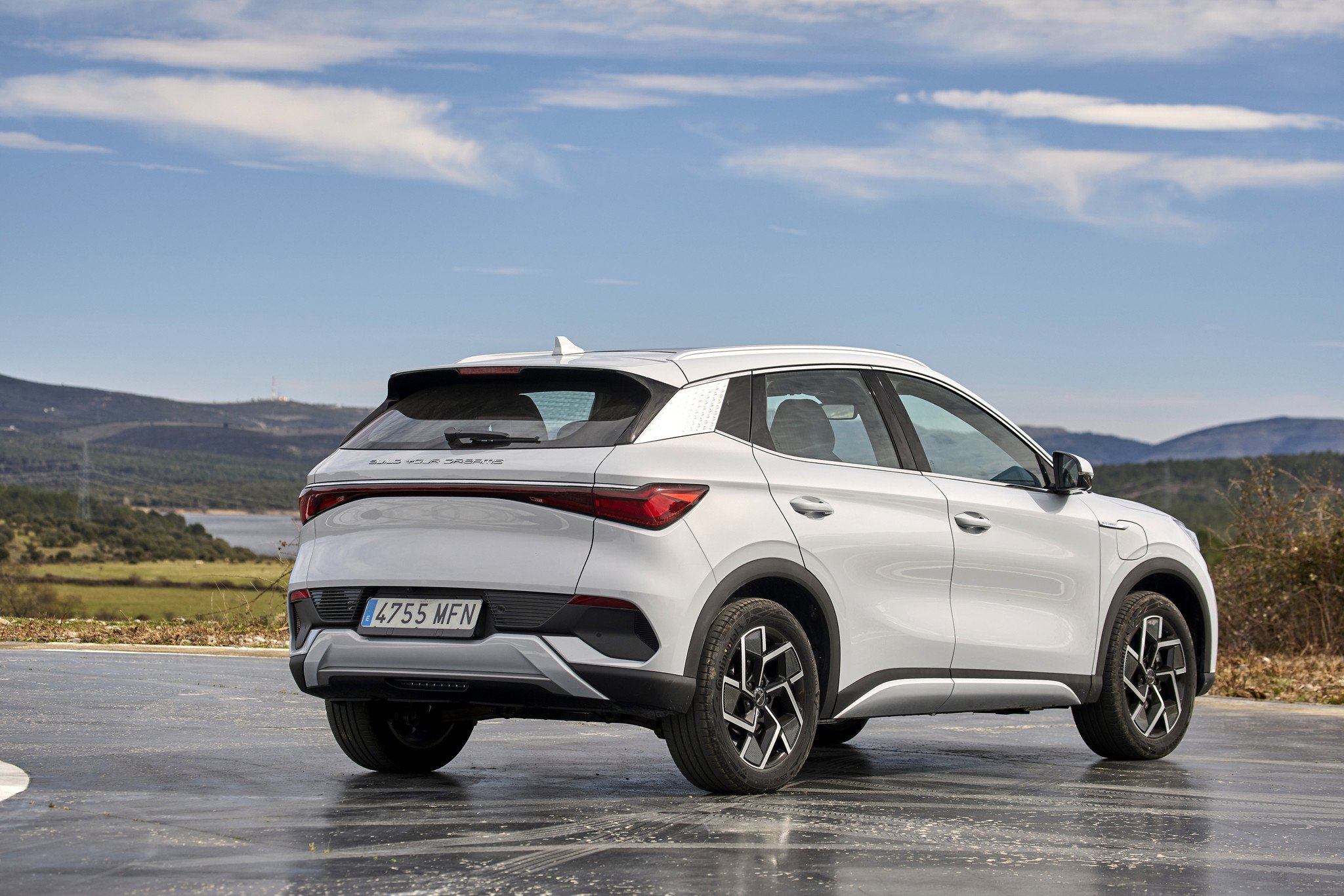 Este es el SUV eléctrico que te puedes comprar en oferta por poco más de 25.000 euros