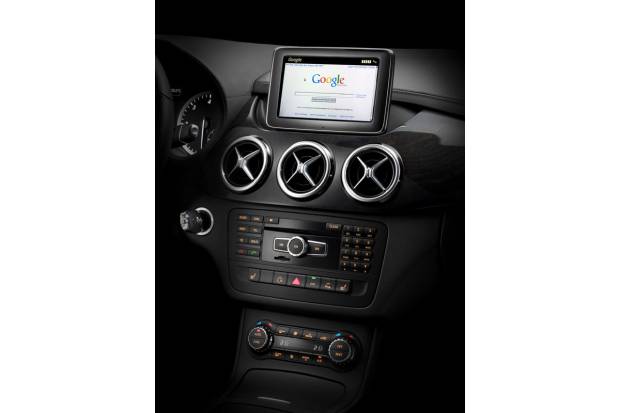 Nuevo Mercedes Clase B: Primeras fotos del interior