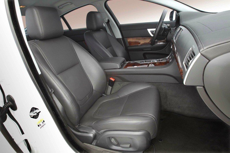 Jaguar XF 2.2 Diésel