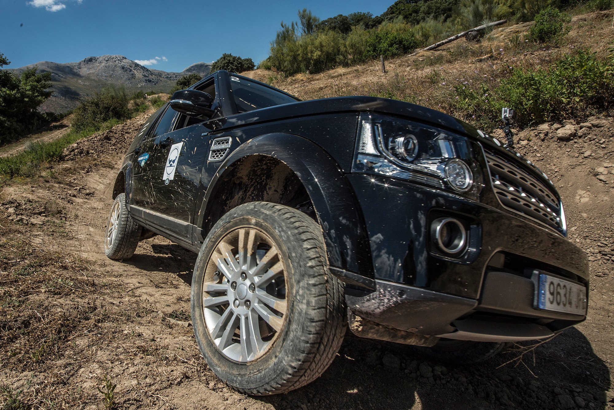 Land Rover Discovery Challenge 2015: Motor solidario