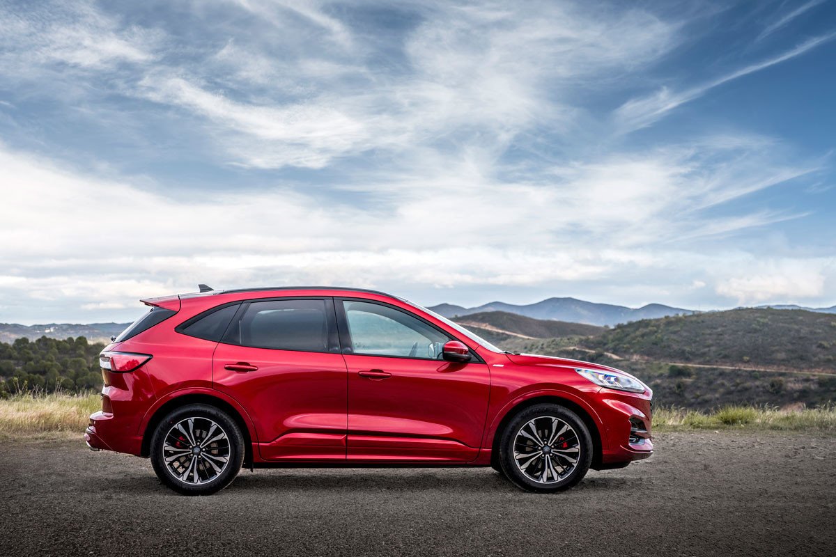 Nuevo Ford Kuga: conoce su gama, precios y nuevas fotos Nuevo Ford Kuga: conoce su gama, precios y nuevas fotos