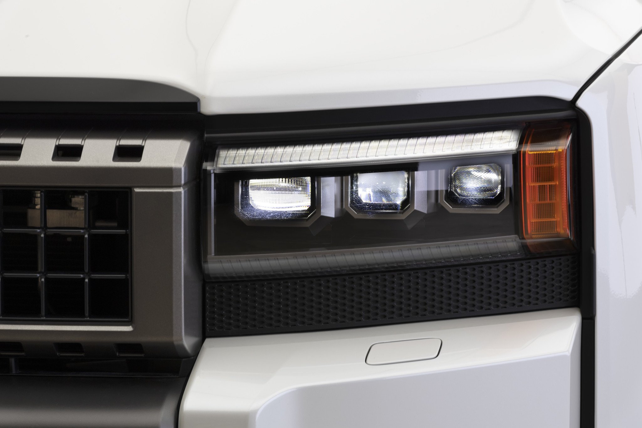 Vemos y tocamos al nuevo Toyota Land Cruiser y te explicamos por qué será tan exclusivo