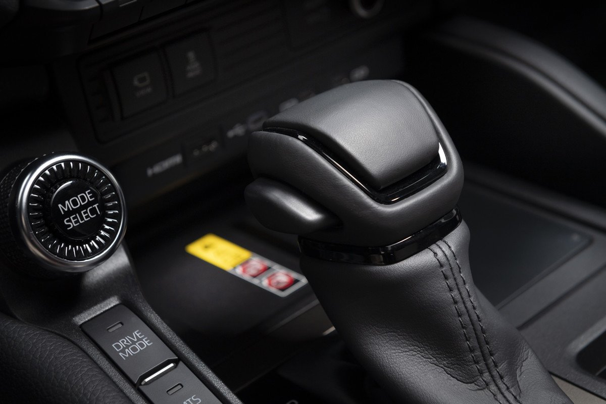 Vemos y tocamos al nuevo Toyota Land Cruiser y te explicamos por qué será tan exclusivo
