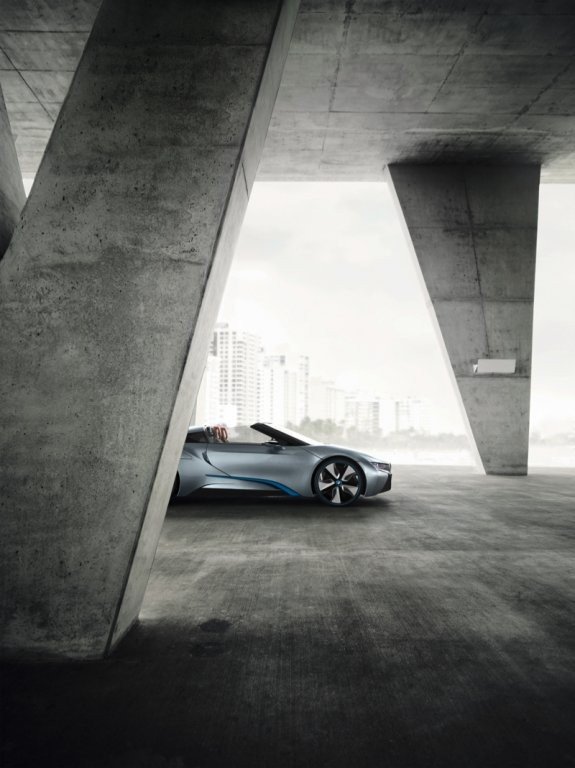 BMW i8 Spyder: el deportivo descapotable híbrido y enchufable
