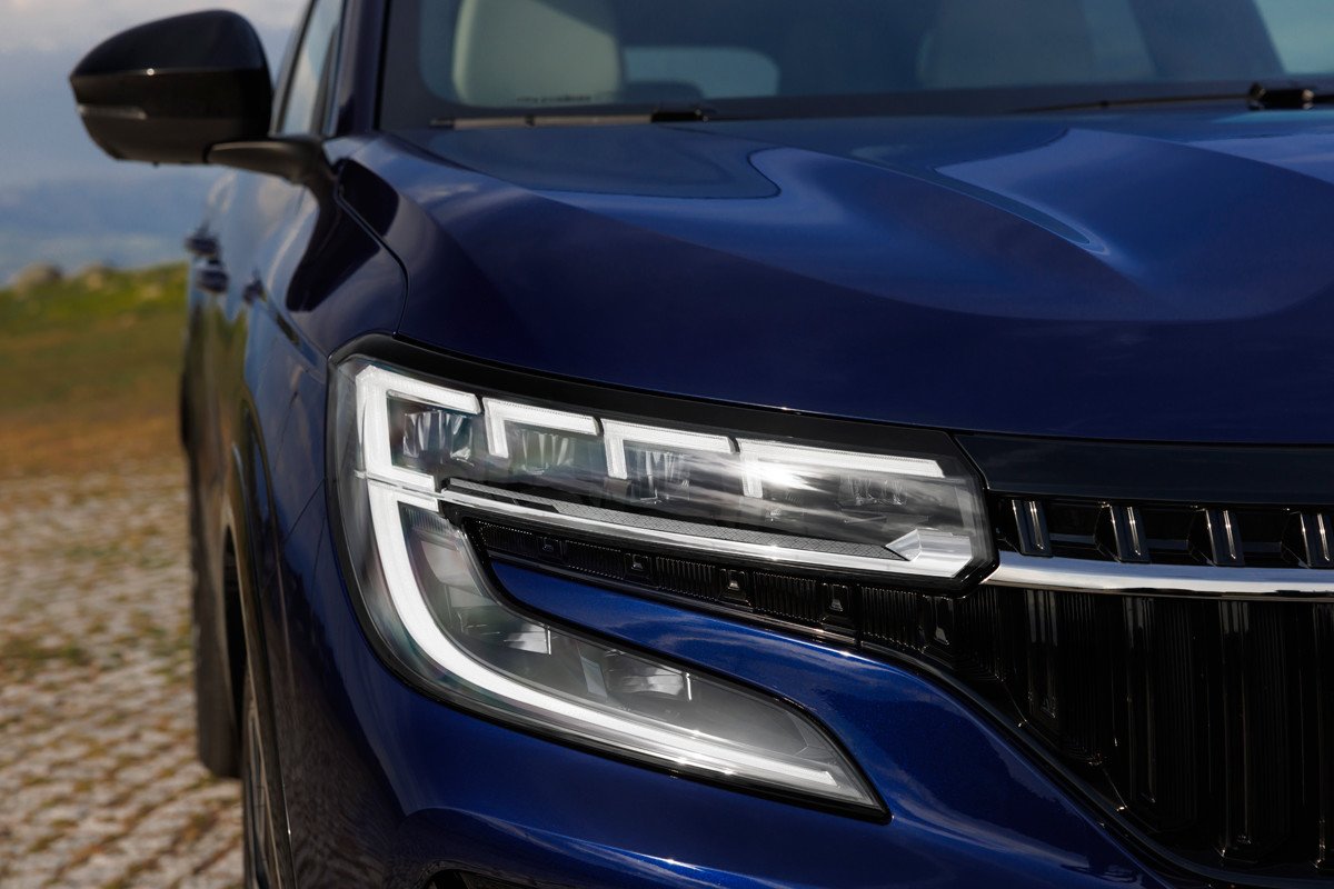 Prueba Renault Espace: se convierte en SUV, con hasta 7 plazas y un único motor híbrido