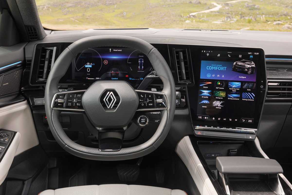 Prueba Renault Espace: se convierte en SUV, con hasta 7 plazas y un único motor híbrido