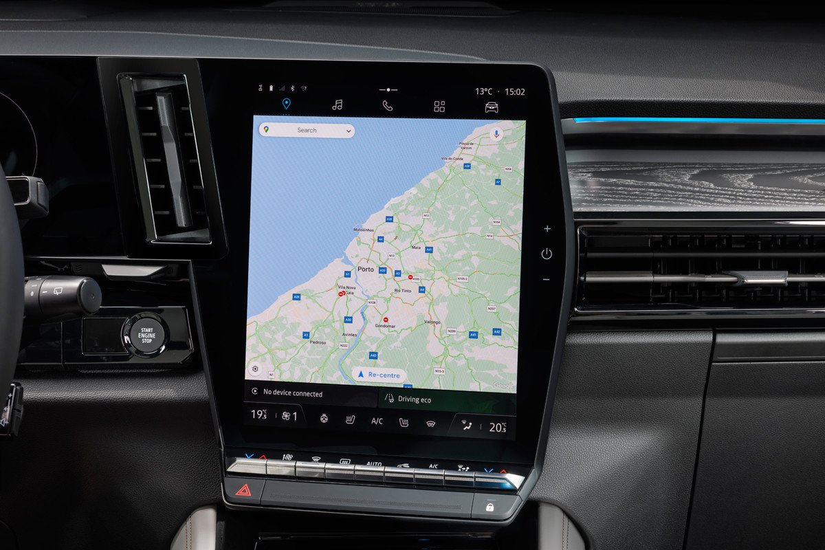 Prueba Renault Espace: se convierte en SUV, con hasta 7 plazas y un único motor híbrido