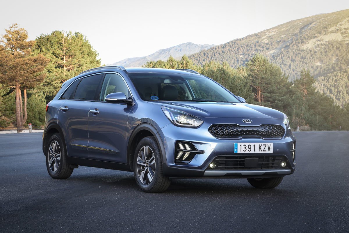 Kia Niro híbrido e híbrido enchufable: primera prueba, opiniones y precios