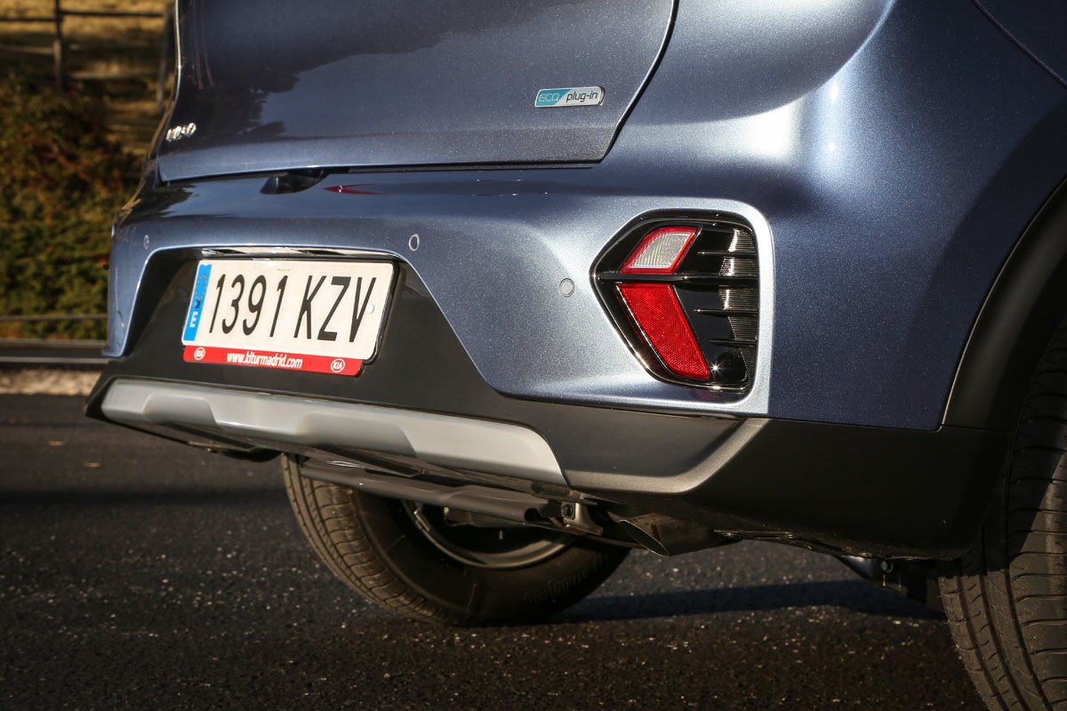 Kia Niro híbrido e híbrido enchufable: primera prueba, opiniones y precios