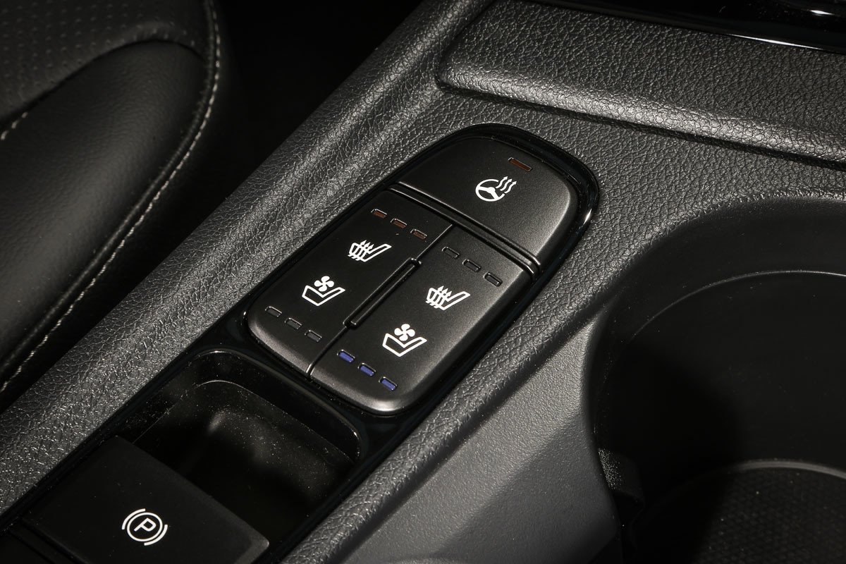 Kia Niro híbrido e híbrido enchufable: primera prueba, opiniones y precios