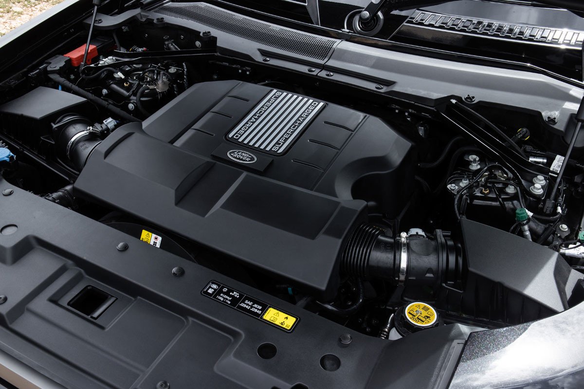 Prueba Land Rover Defender V8: velocidad y todoterreno a partes iguales