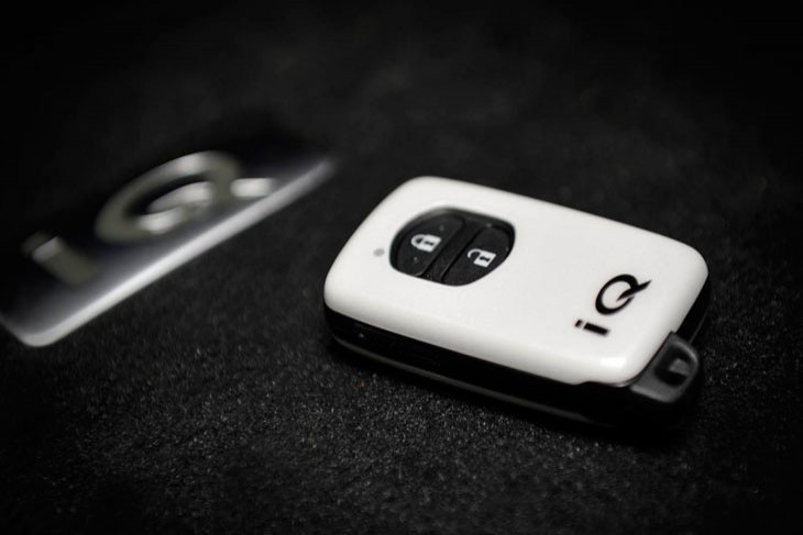 Prueba: Toyota IQ, para gente pudiente