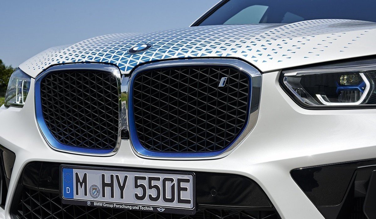 BMW iX5 Hydrogen: el futuro se presenta en el IAA de Múnich