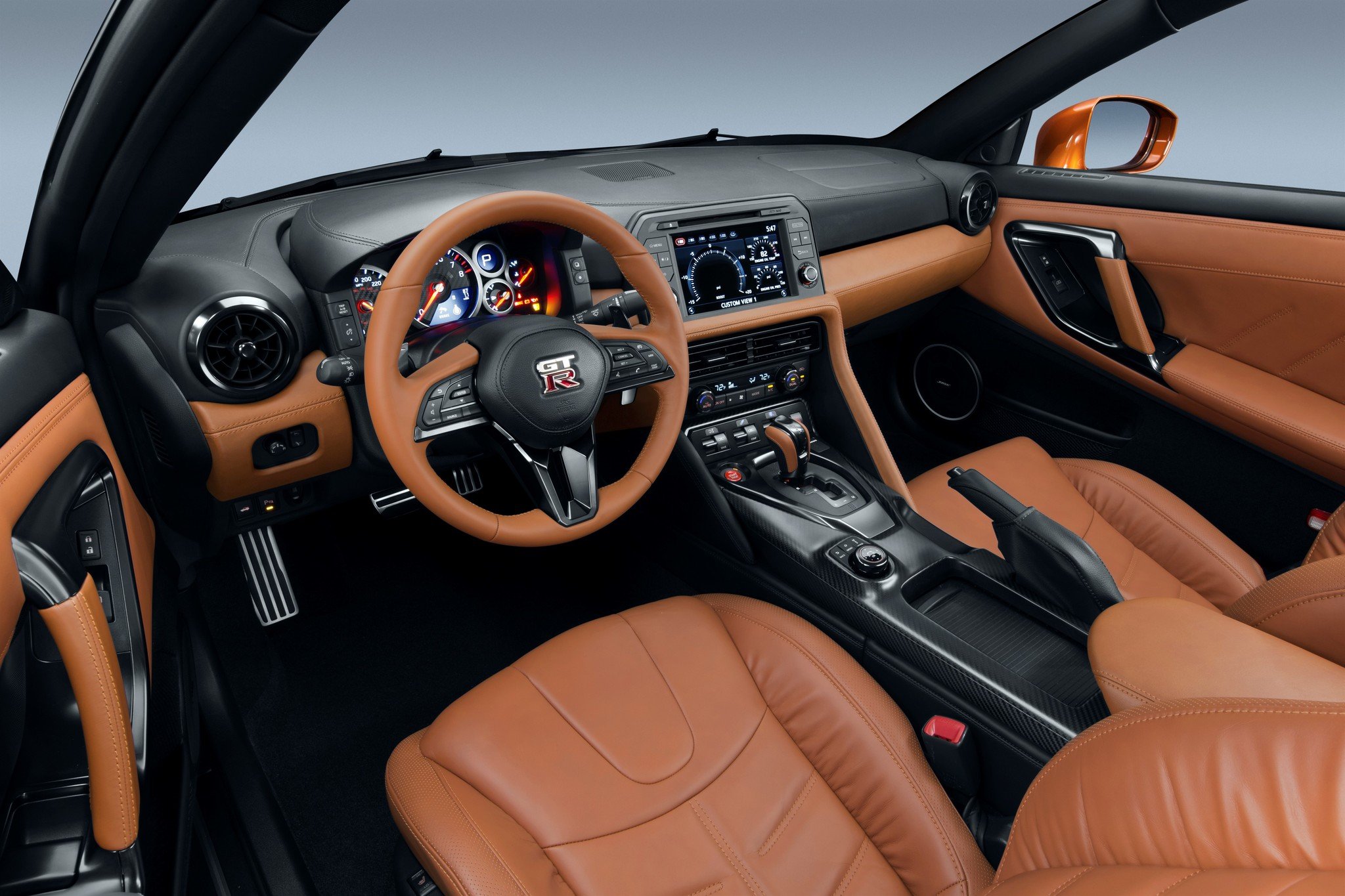 Nuevo Nissan GT-R: más potencia, nuevo estilo y acabados Premium