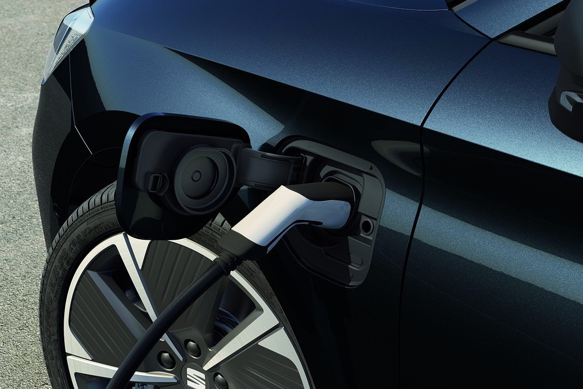 híbrido enchufable se deprecia menos q el eléctrico