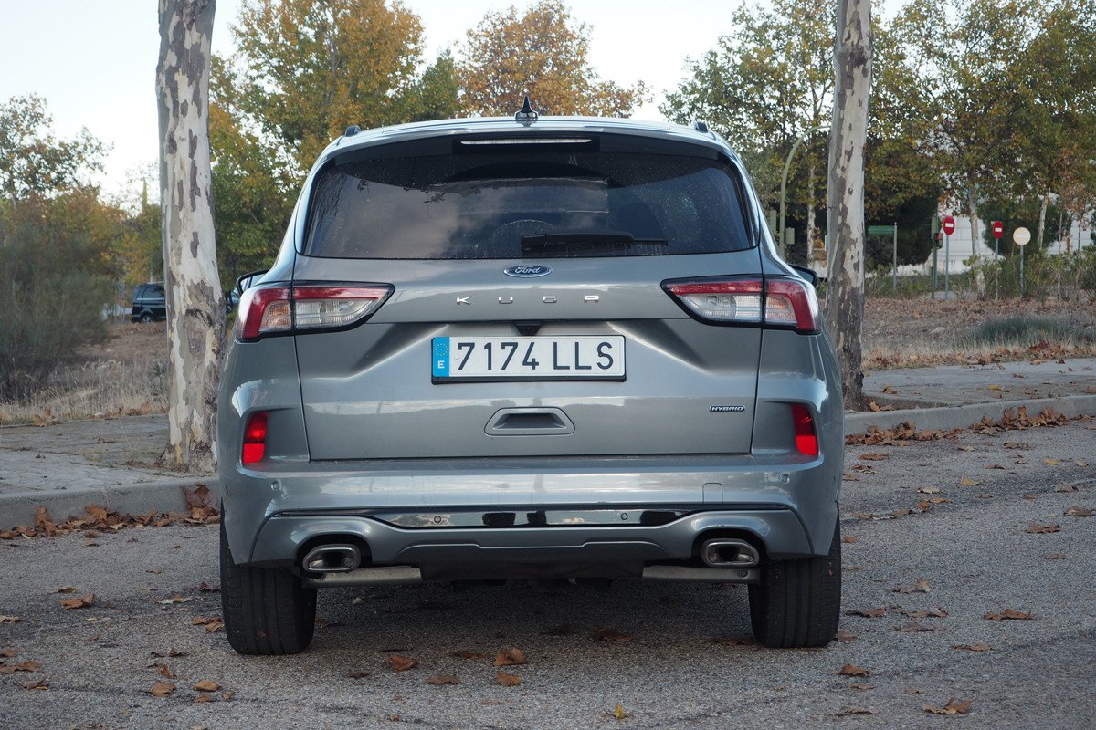 Prueba y opinión del Ford Kuga FHEV: consumo real, precio y sensaciones del hibrido